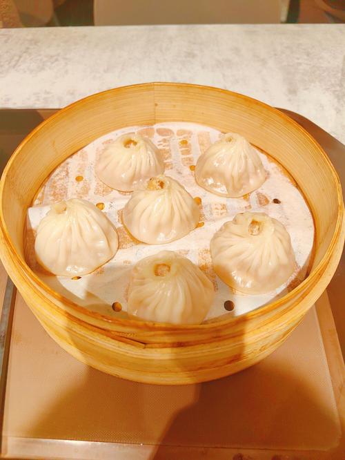 美味的蟹黄汤包_蟹黄汤包视频_鲜香嫩滑蟹黄汤包​