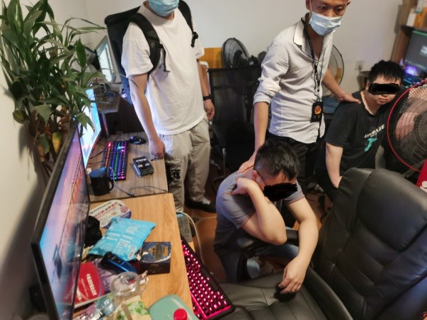 传奇私服_传奇游戏私服侵权牟利被打击_峨眉山市公安局打击传奇游戏私服