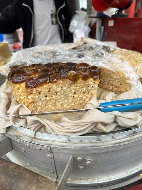 碗豆糯米糕_软糯香甜豌豆黄糕​_豌豆糯米糕